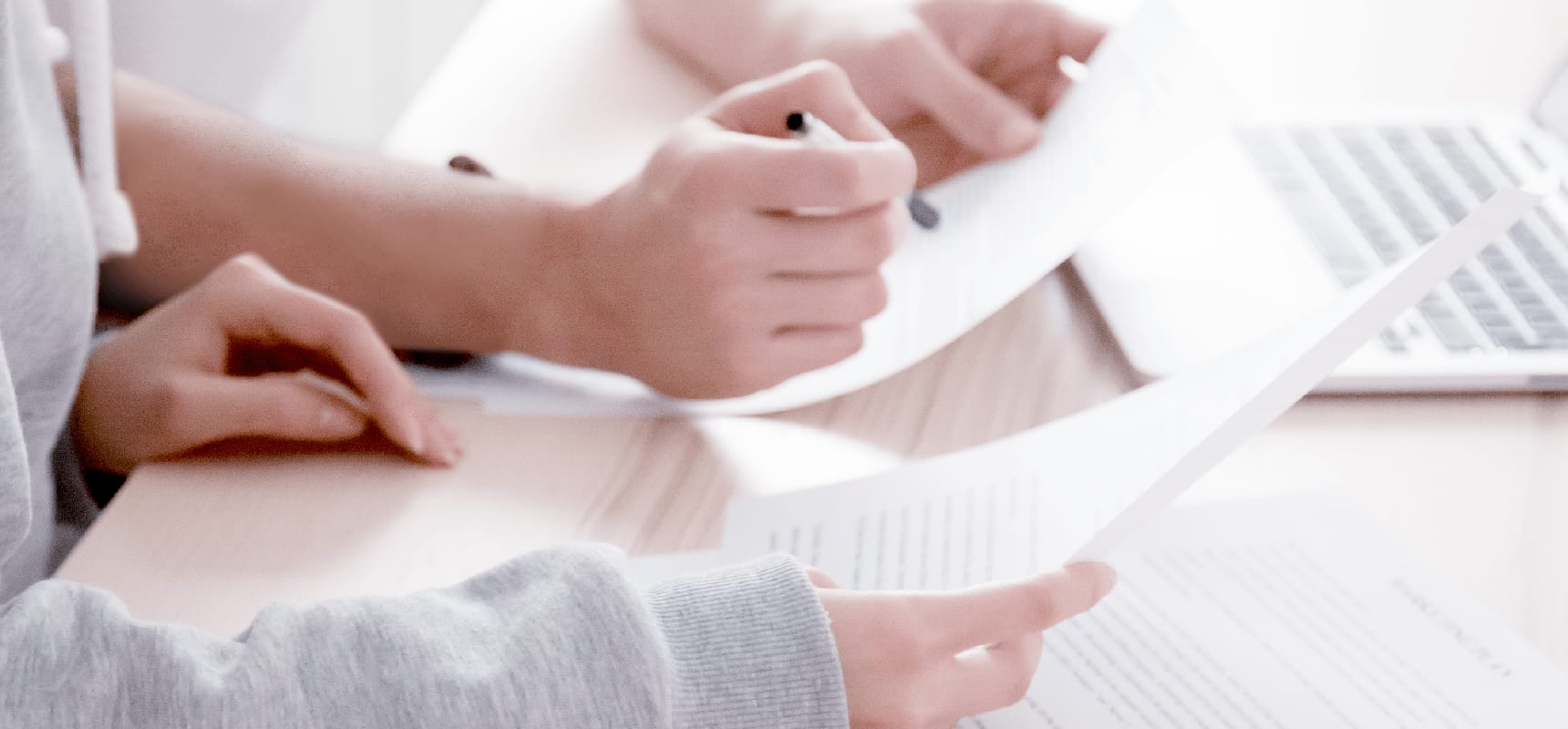 医療脱毛　未成年者さまの ご契約について。